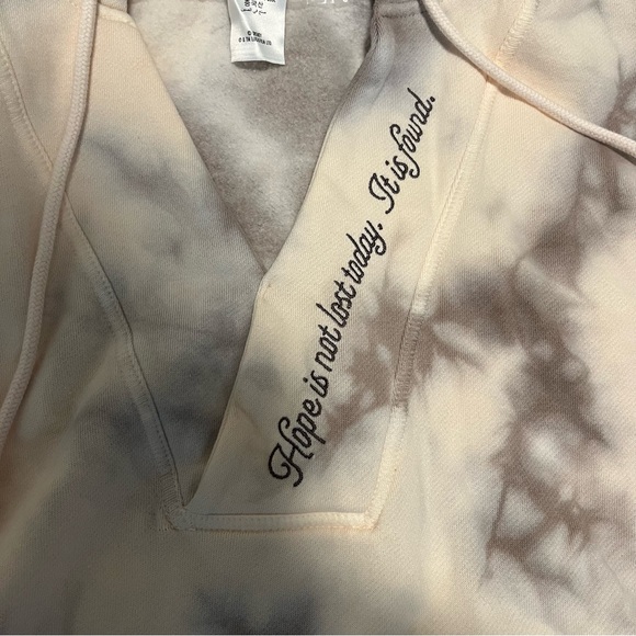 Disney Star Wars Womens Tie Dye Hope Is Not Lost Embroidered Hoodie- Size XS NWT - Picture 4 of 8